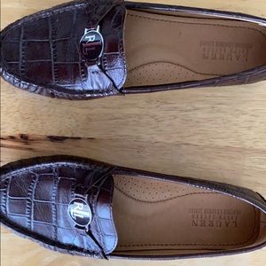 Women’s shoes